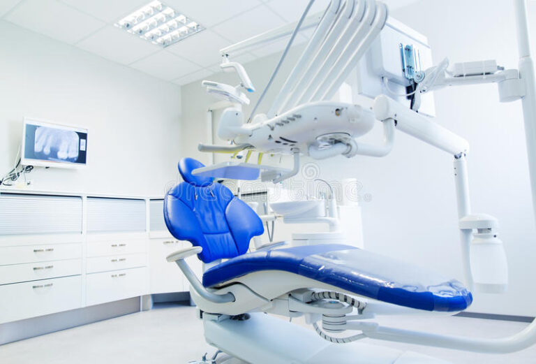 Modern dental treatment room at Innovate Dental Clinic